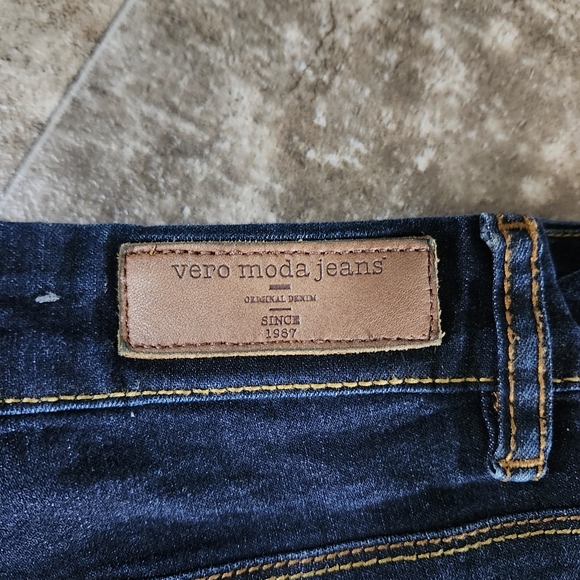 Vero Moda Jean - Picture 3 of 3